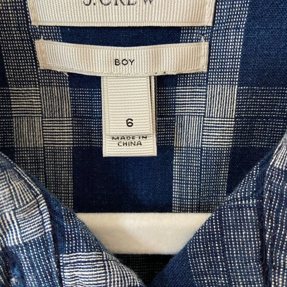 JCrew Womens Boy Shirt - Picture 3 of 3